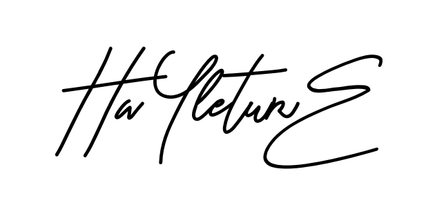Hayley Signature smooth handwritten signature style