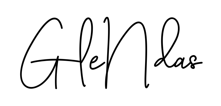 Glenda S beautiful name signature style in English