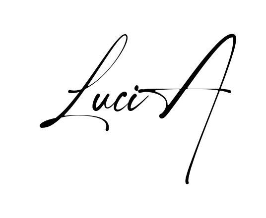 Handwritten-looking Lucia signature idea